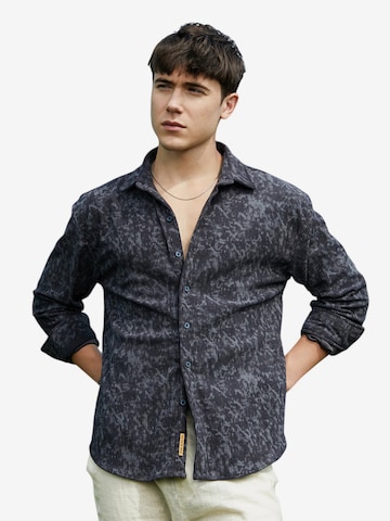 mėlyna Campus Sutra Patogus modelis Marškiniai 'Jazlyn': priekis