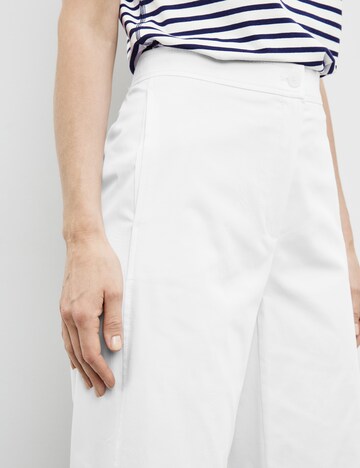 Wide Leg Pantalon à plis GERRY WEBER en blanc