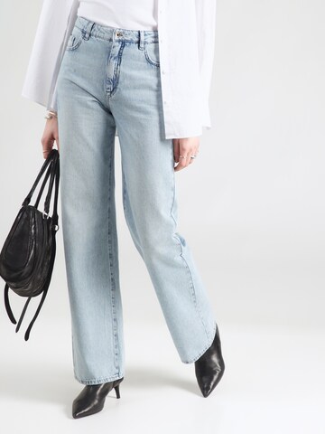 PATRIZIA PEPE Loose fit Jeans in Blue: front