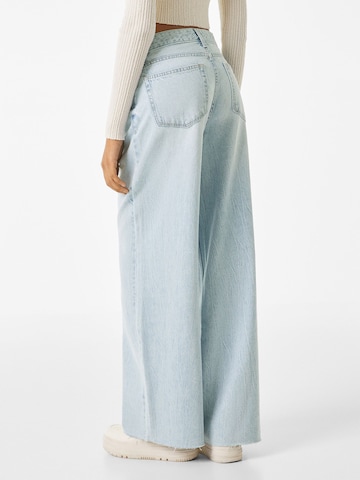 Bershka Wide Leg Jeans in Blau