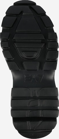 Boots di EA7 Emporio Armani in nero