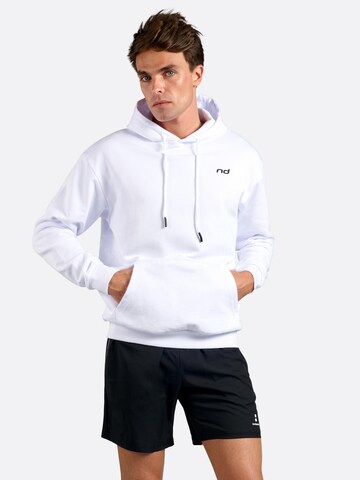 nordicdots - Camiseta deportiva en blanco: frente