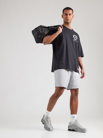 Nike Sportswear Широка кройка Панталон 'CLUB' в сиво