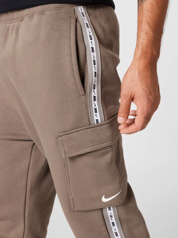 Nike Sportswear Štandardný strih Kapsáče - Zelená