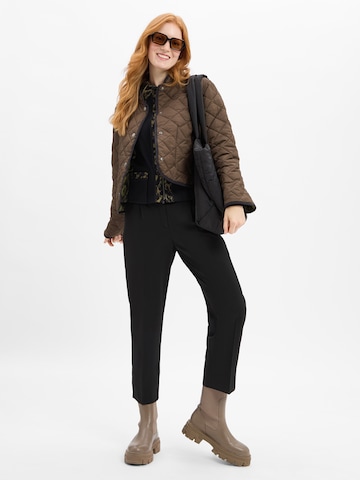 Marc Cain Between-season jacket in Green