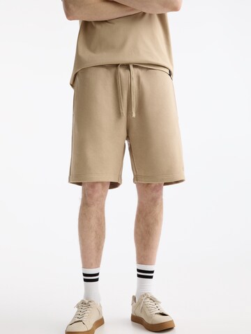 Pull&Bear Joggingpak in Beige: voorkant