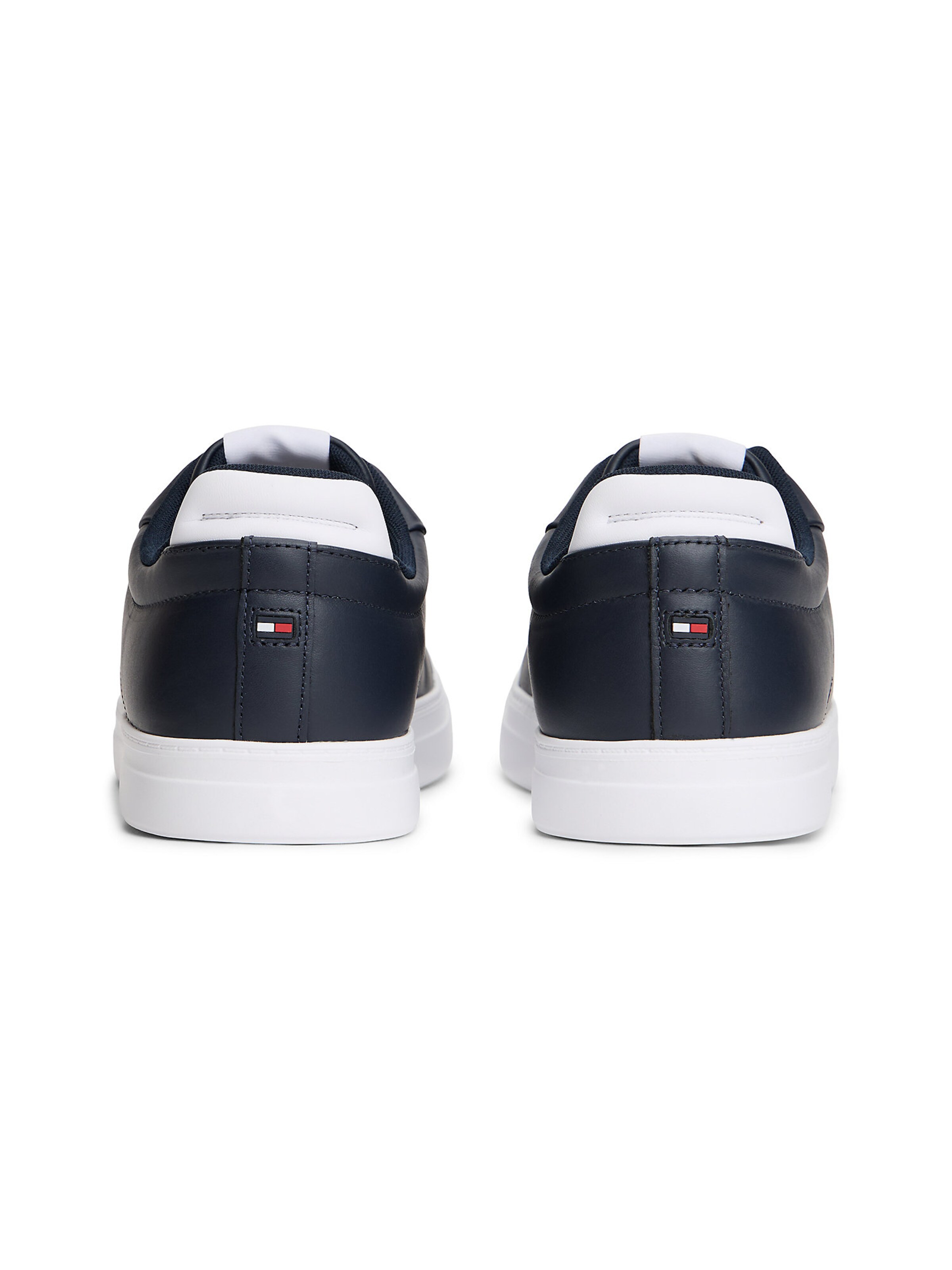 TOMMY HILFIGER Sneakers in Blue