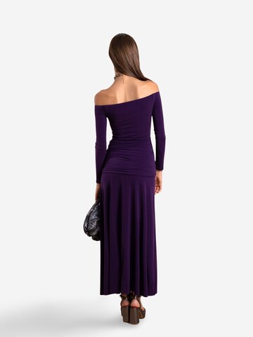 THE-ARE - Vestido de noche en lila
