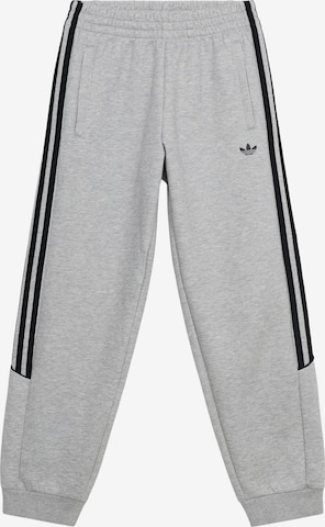 ADIDAS ORIGINALS Tapered Housut 'SPACER' värissä harmaa: etupuoli