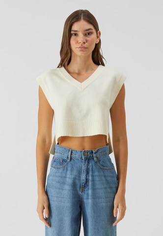 Urban Classics Stricktop in Weiß: Vorderseite
