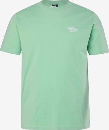 Men Plus Shirt in Green: front