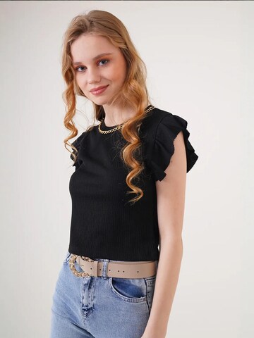 Bigdart Blouse in Black