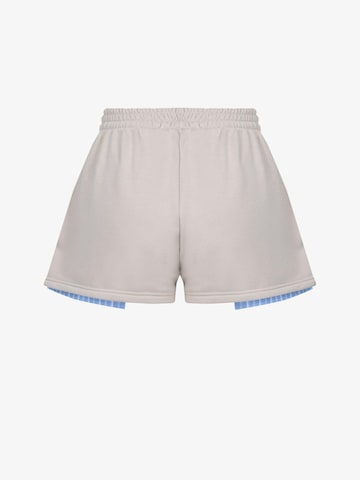 FEMSSY Loosefit Kalhoty 'POCKET SHORTS BEIGE' – béžová