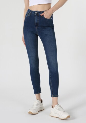 Colin's Slimfit Jeans in Blauw: voorkant