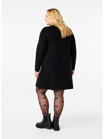 Abito in maglia 'CACOMFY' di Zizzi in nero