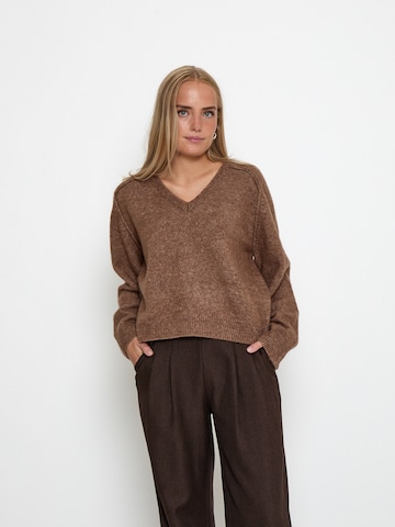 Peppercorn Overdel 'Tirna' i beige: forside