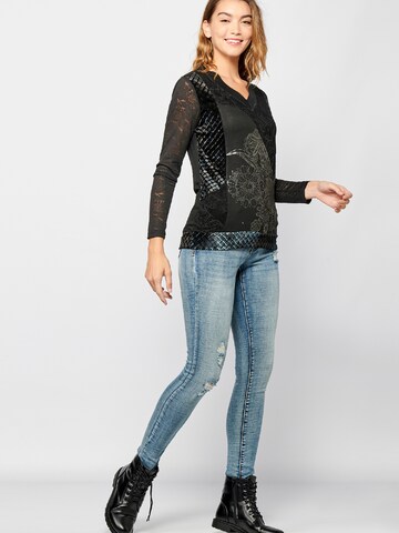 KOROSHI - Camisa em preto