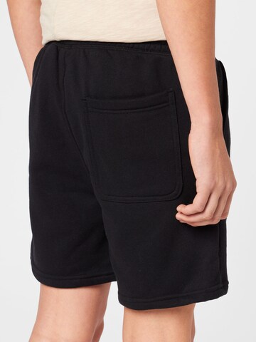 Cotton On Regular Shorts in Schwarz