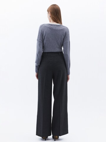 Wide Leg Pantalon à pince OXXO en noir