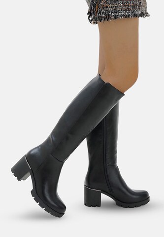 Elara Boots in Black