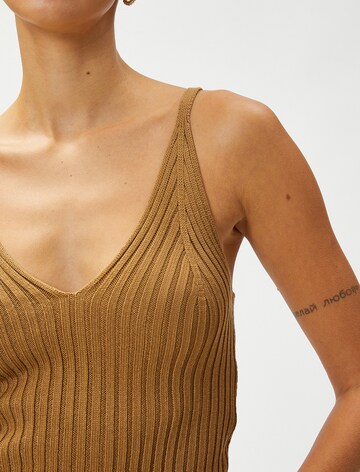 Koton Top in Brown