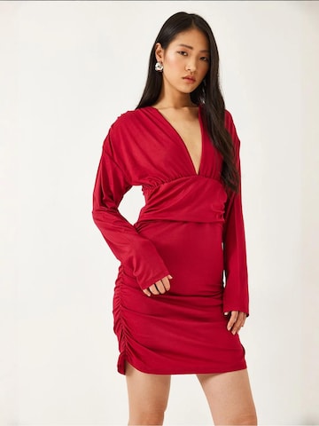 Bianco Lucci Jurk in Rood: voorkant