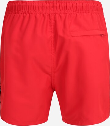 Pantaloncini da bagno di Superdry in rosso