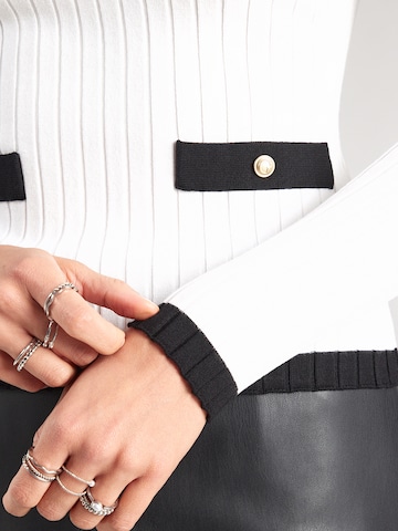 GUESS - Jersey 'LAUREL' en beige