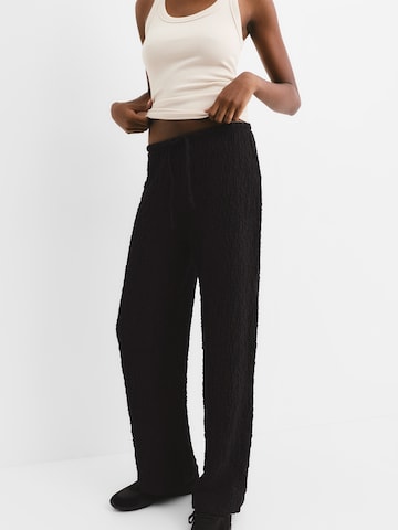 Pull&Bear Zvonové kalhoty Kalhoty – černá: přední strana