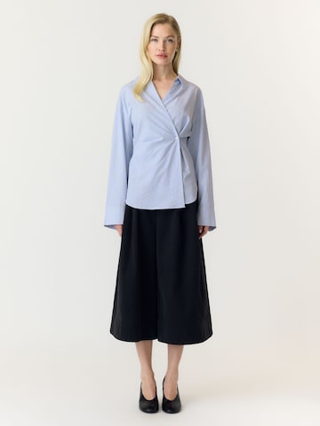 Chemisier 'YASAremia' YAS en bleu