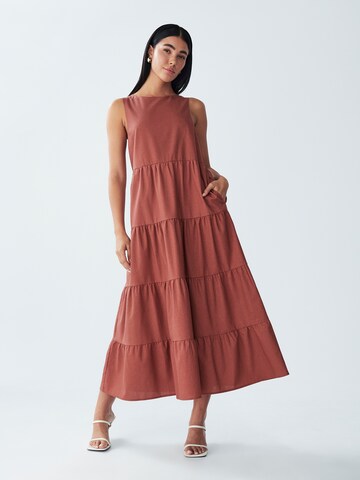 St MRLO Dress 'BYRON ' in Red