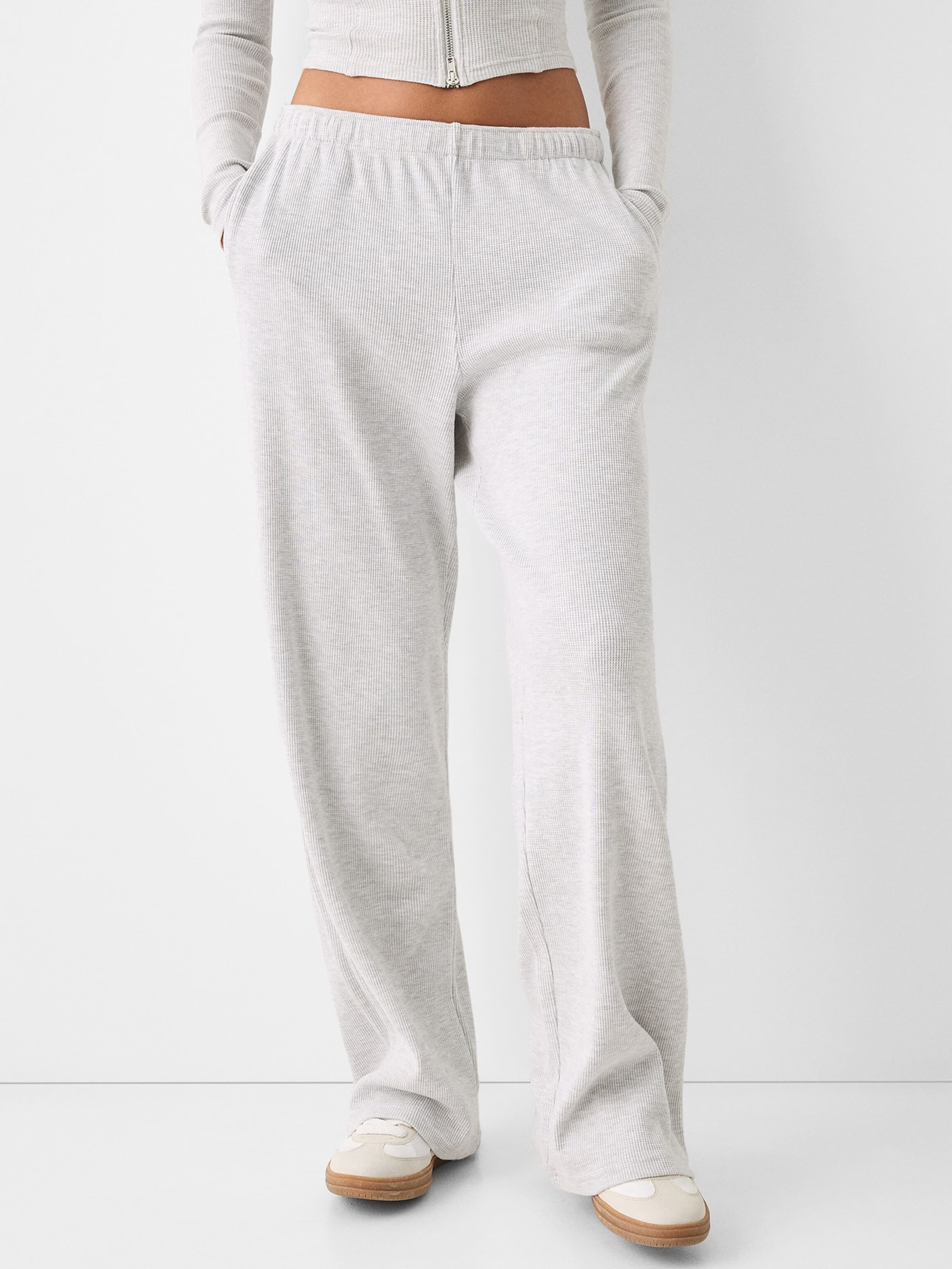 Loosefit Pantalon Bershka en Gris Chine ABOUT YOU
