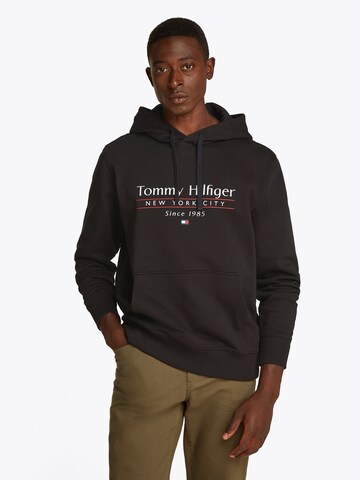 TOMMY HILFIGER Sweatshirt in Zwart: voorkant