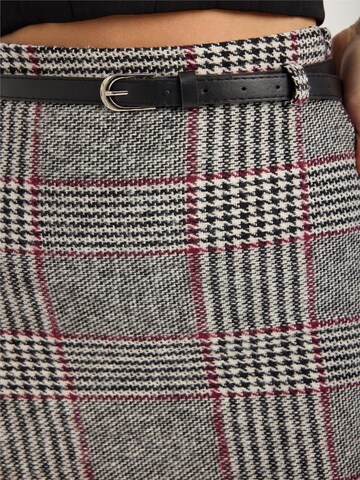 HOME STORE Traditional skirt in Grey