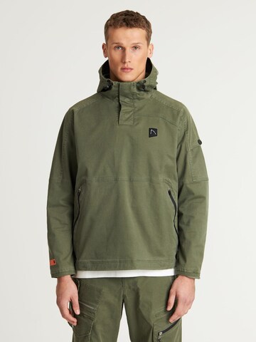 CHASIN' Tussenjas 'Vortex Anorak' in Groen: voorkant