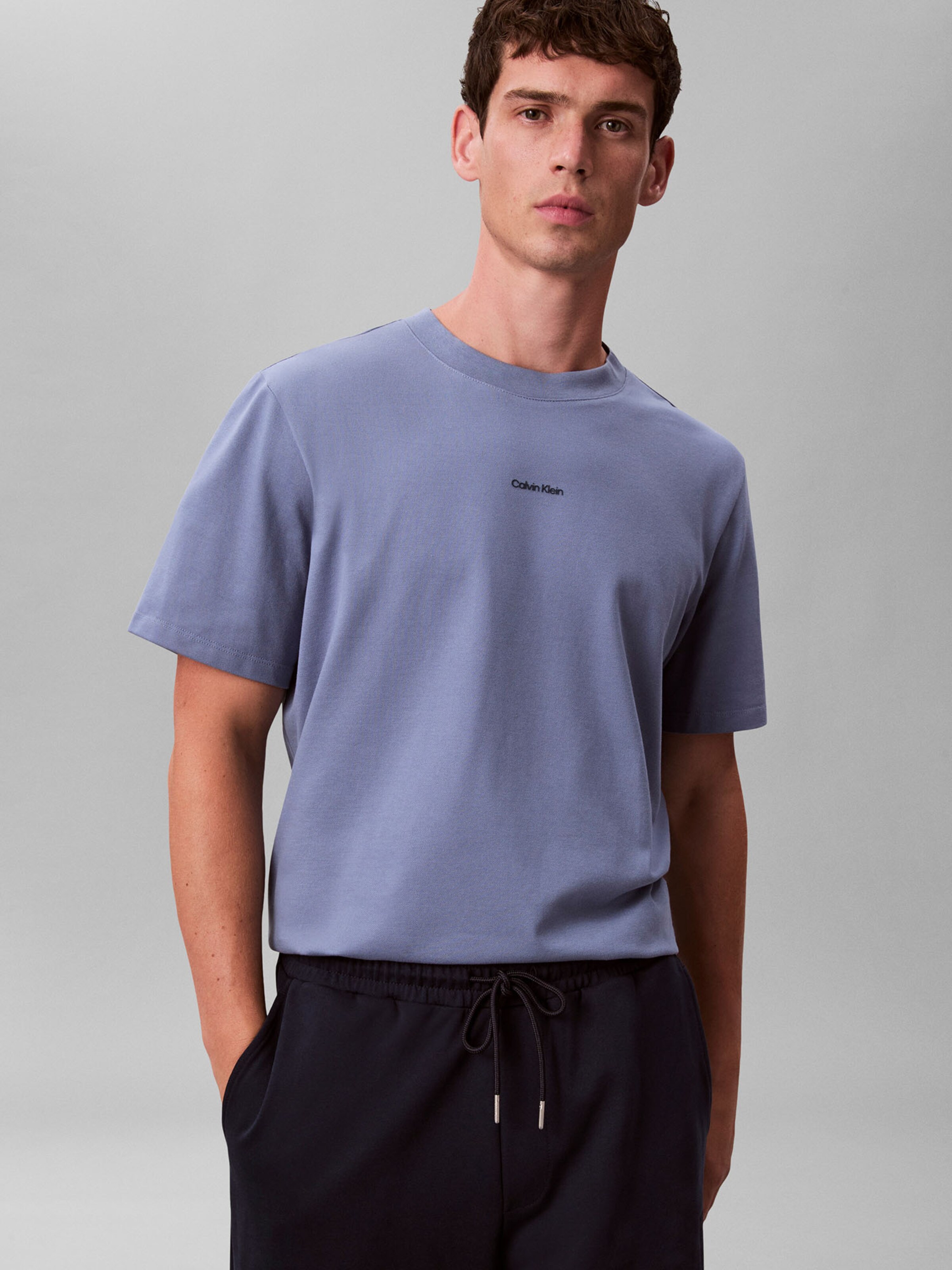 T-Shirt Calvin Klein en bleu