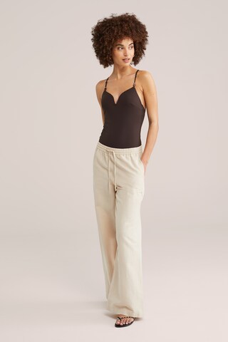 WE Fashion Ολόσωμο μαγιό σε καφέ