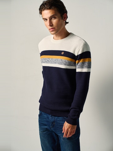 Pullover di KOROSHI in blu