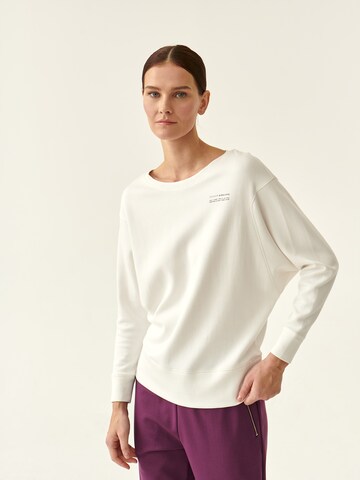 TATUUM Sweatshirt 'Tati' i hvit: forside