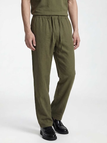 Regular Pantalon TRAPP en vert : devant