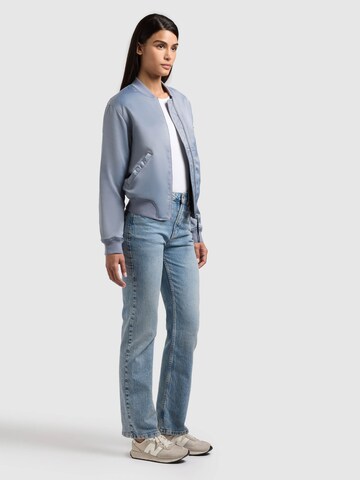 Veste mi-saison 'Beth' khujo en bleu