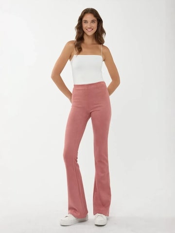 Hiccup Top in White