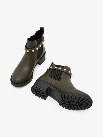 Bianco Chelsea Boots in Grün