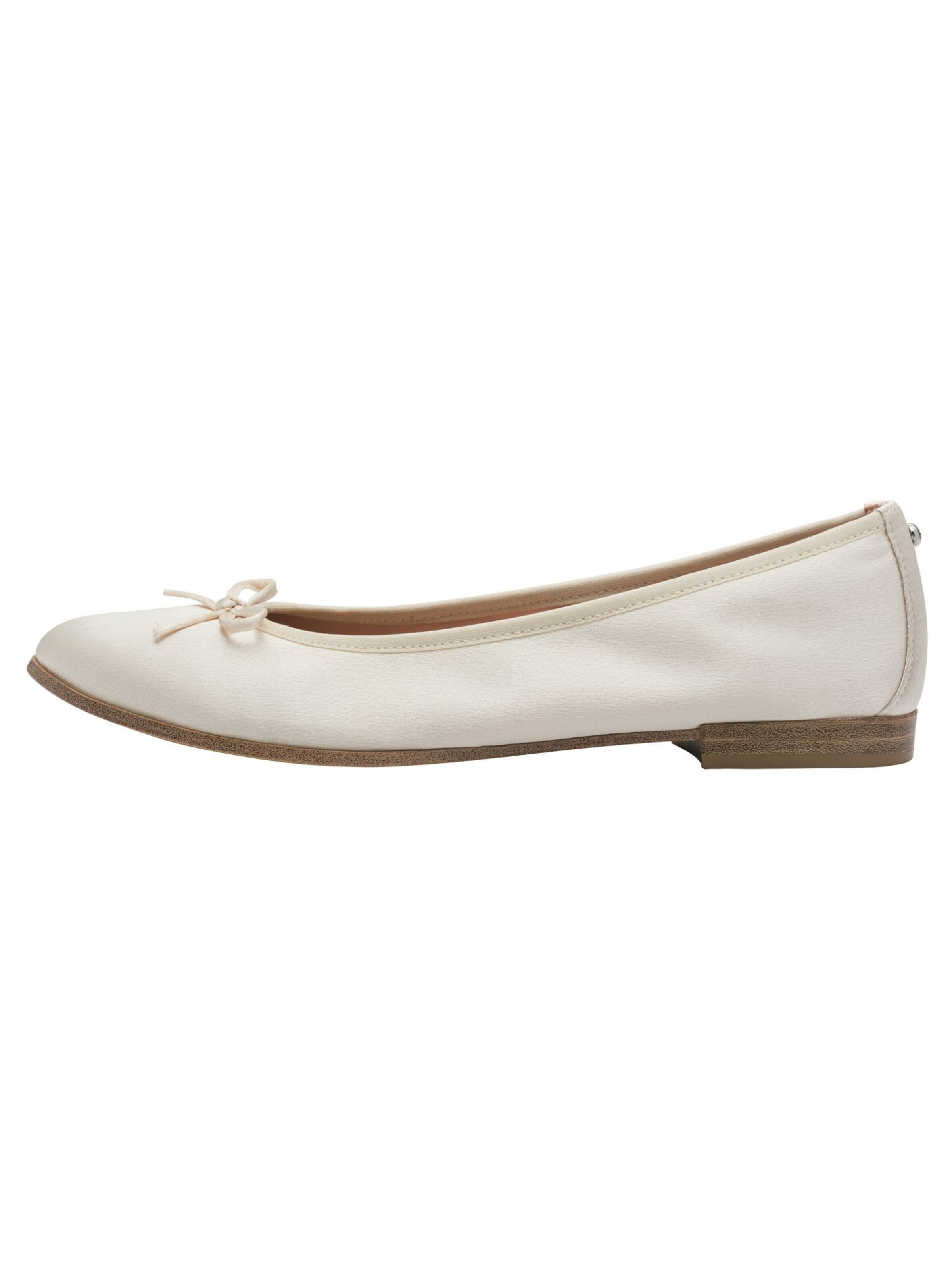 Tamaris Ballet Flats in White