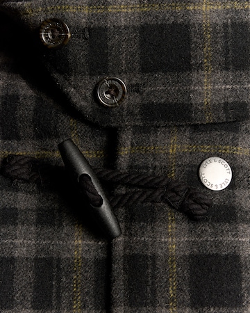 Lyle & Scott Tussenjas 'Modular Tartan' in Zwart