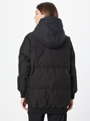 Wemoto Winter jacket 'Sara' in Black