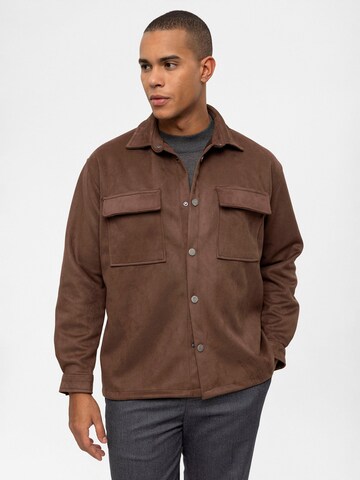 Antioch Regular fit Button Up Shirt in Brown: front