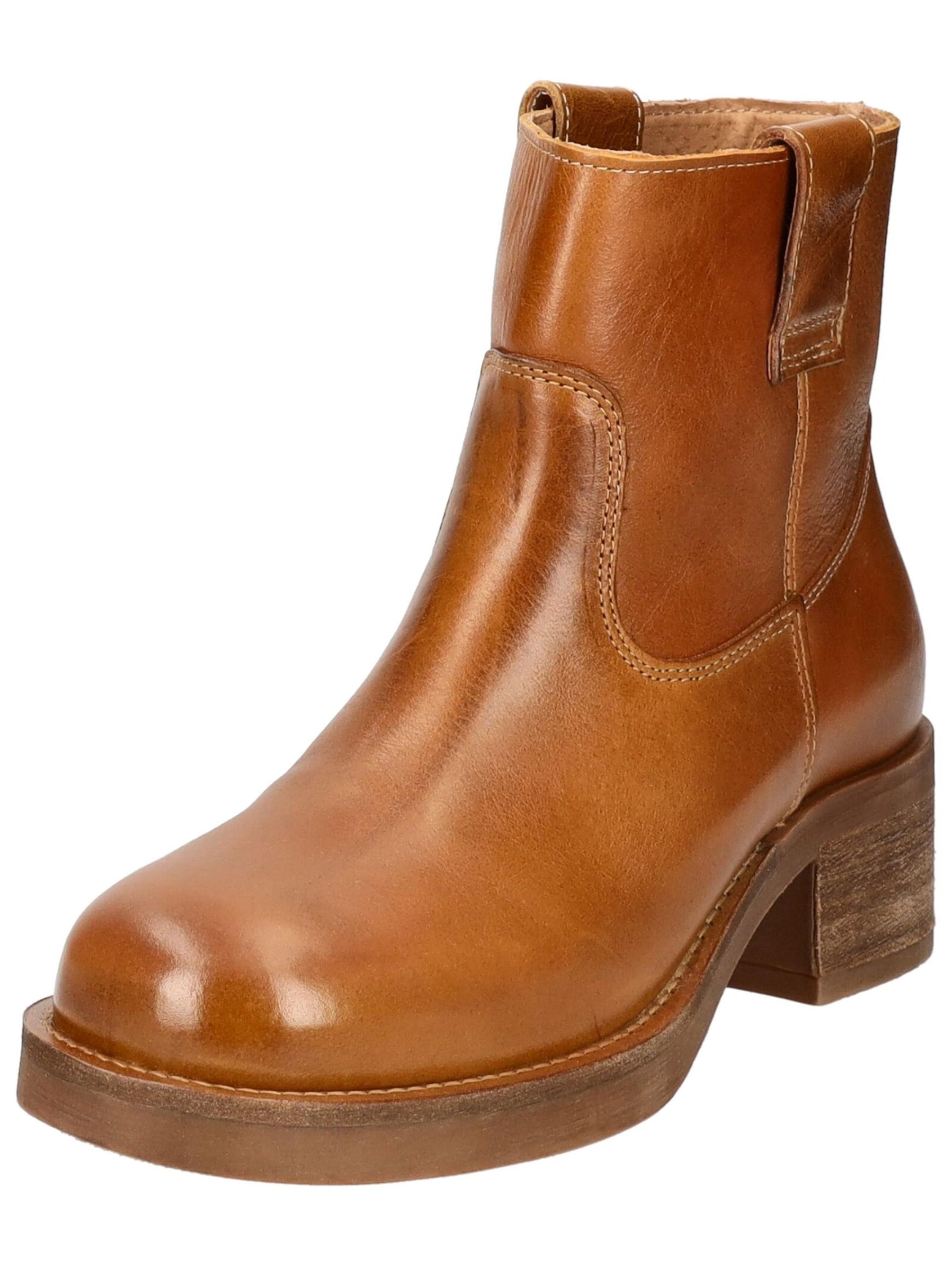 PAVEMENT Bootie in Brown: front