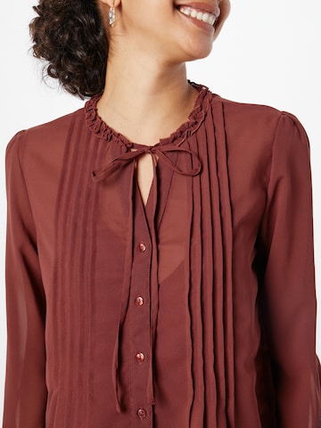 Camicia da donna 'Agathe' di ABOUT YOU in rosso