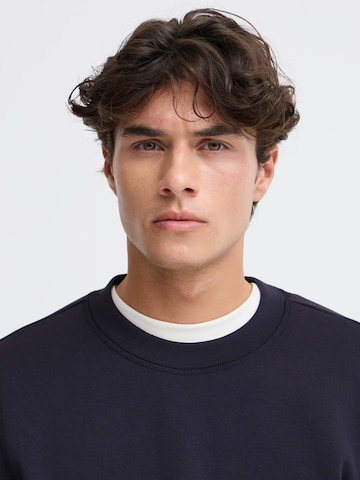 Sweat-shirt 'Sebastian' Casual Friday en bleu